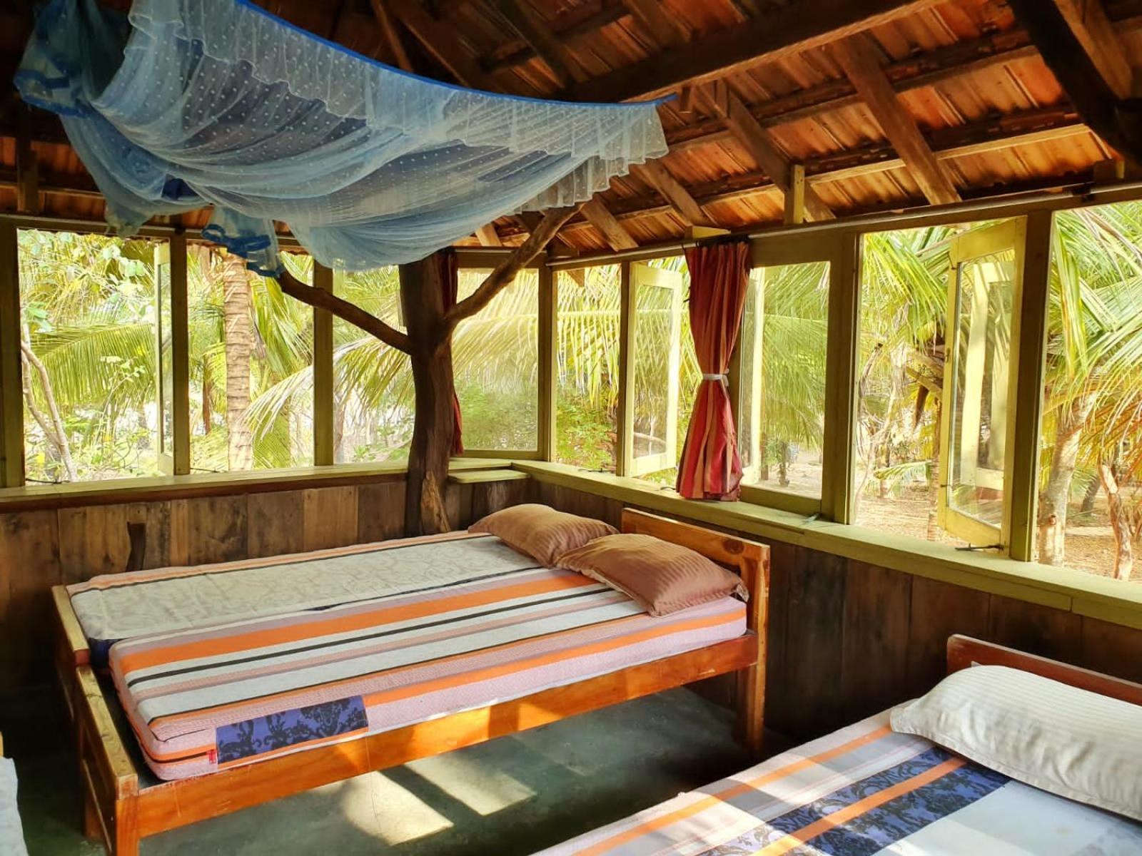 Light House Beach Hut Komari Luaran gambar