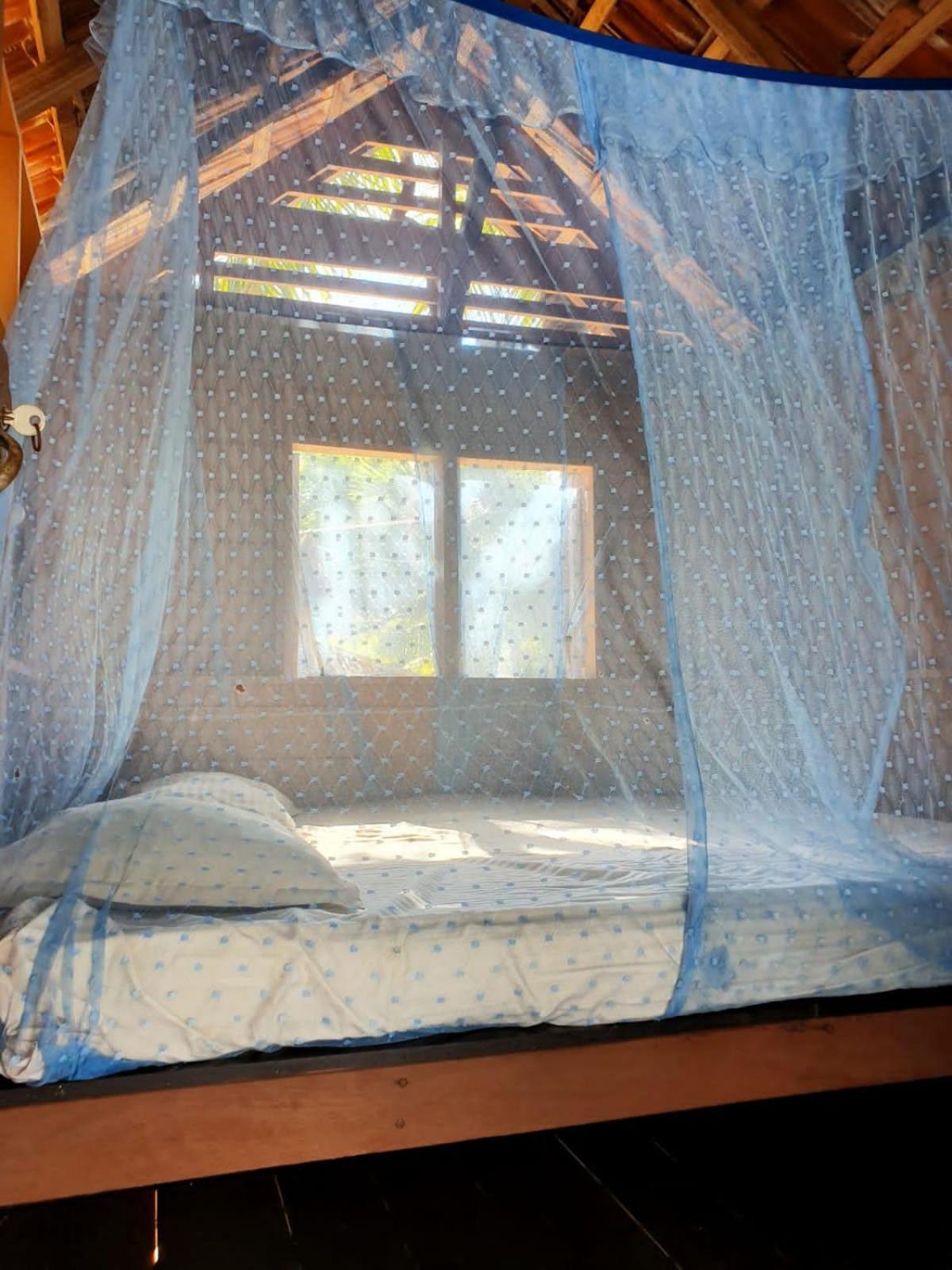 Light House Beach Hut Komari Luaran gambar